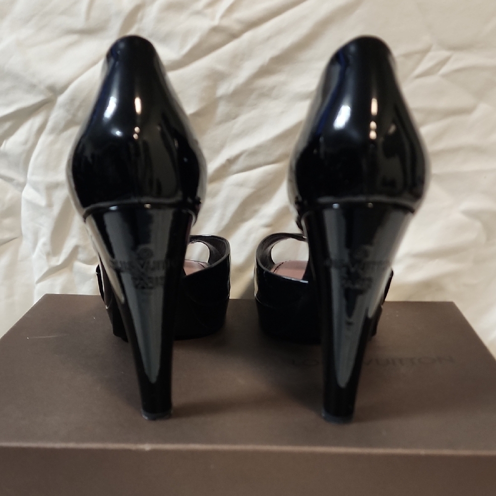 Louis Vuitton Black Patent Leather Peep Toe D'orsay Pumps Size 38 - Picture 6 of 8